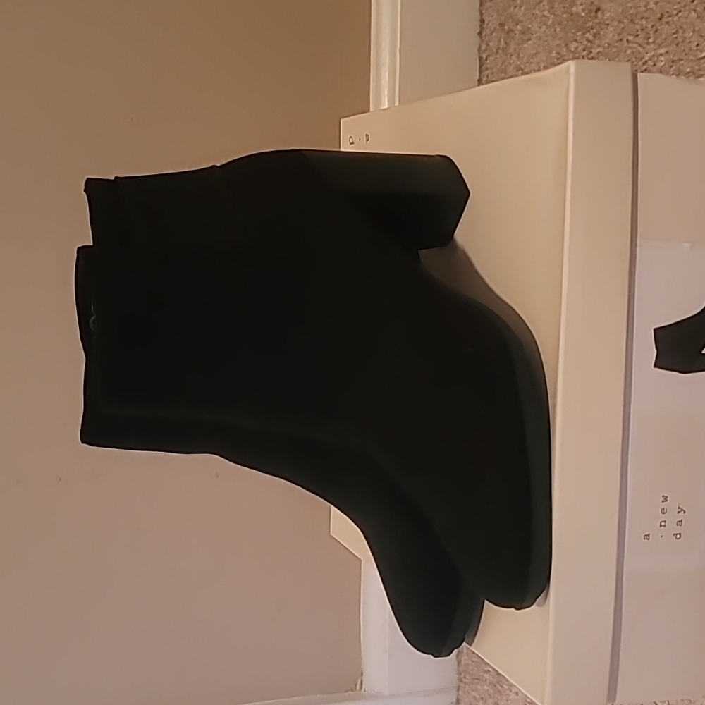 A NEW DAY BLACK BOOTIES WITH ELASTIC STRAP AND ZIPPER